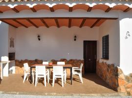 Casa rural Molino S CAZORLA PISCINA COMPARTIDA, hotel in Pozo Alcón