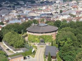 Citadel Gastro Boutique Hotel, готель y Львові