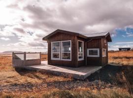 Blue View Cabin 6B With private hot tub, viešbutis mieste Reikholtas