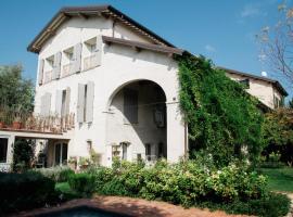 Casale Hortensia, Landhaus in Reggio nell'Emilia