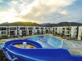 Apartamento vista piscina principal, hotelli Santa Fe de Antioquiassa