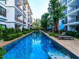 Direct pool access apartment at The Title by Lofty, apartment in Rawai Beach