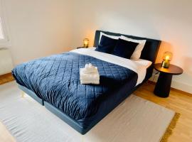 -The Urbanist- Lakeview Free Parking 2BD Fast WiFi, h&ocirc;tel spa &agrave; Oberhofen am Thunersee