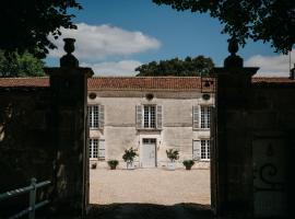 Le Prieuré de Bourg Charente, khách sạn ở Bourg-Charente