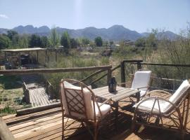 Andes Sol y río cabañas vacacionales en la montaña mendoza, hotel in Las Compuertas