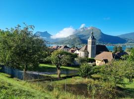 Talloires Village, Lac d'Annecy, Résidence récente 4 étoiles, apartment in Talloires