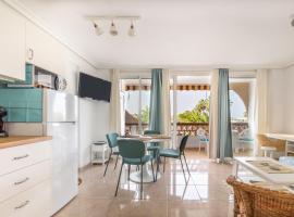 Flamingo Apartment on the south near the beach, hotel in Palm-mar