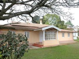 Bella Vista Homestay, rum i privatbostad i Coonoor