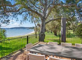 Bayview Cottage, beach rental in Soldiers Point