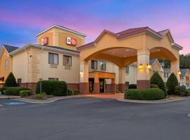 Best Western Plus Suites Greenville, hotel en Greenville