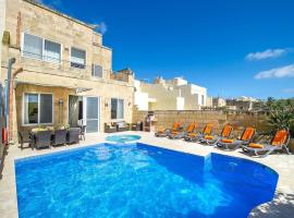 Kampnar Holiday Home, country house in Kerċem