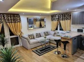 *F43NH* Setup for your most relaxed & Cosy stay + Free Parking + Free Fast WiFi *