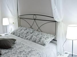 Dimora nel borgo, bed and breakfast en Offida