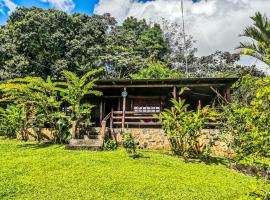 San Rafael में, होटल Cabañas Montañas del Tenorio