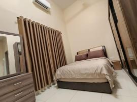 Rumah Hana Sungai Besar - Mslim0nly, hotel v destinaci Sungai Besar