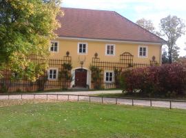 Schloss Jetzendorf, Verwalterhaus, khách sạn giá rẻ ở Jetzendorf