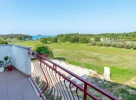 Pet Friendly Apartment In Vrsar With House Sea View