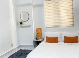The Nest - Cozy 3-Bedroom Condo with Pool, ξενοδοχείο κοντά σε Κρατικό Μνημείο & Κτήριο Υφυπουργείου, Σαχ Αλάμ