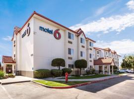 Motel 6-Dixon, CA, hotel en Dixon