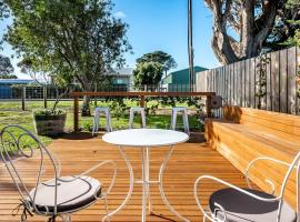 Daisy Cottage WIFI 100M to the water Dog Friendly, villa en Goolwa South