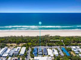 Secluded Self-Contained Beachfront Couples suite, hotel em Casuarina