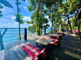 The Cliff Hostel, M'Pay Bay, hotel a Koh Rong Sanloem