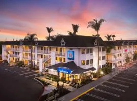 Motel 6-Buena Park, CA - Knotts Berry Farm - Disneyland