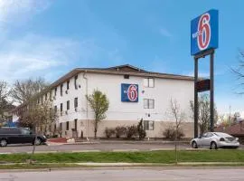 Motel 6-Saint Paul, MN - I-94