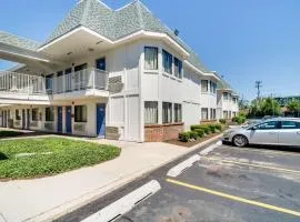 Motel 6-Schiller Park, IL - Chicago O'Hare
