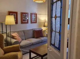 122A - Emblemática vivienda en Playa San Lorenzo by R2R Consulting