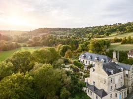 Spacious 2 Bedroom House With Stunning Views, hotel dicht bij: Dundas Aqueduct, Bath