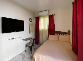 More Than Beauty Properties, hotel v Road Townu