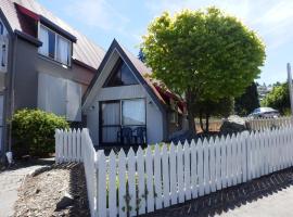 Wakatipu View Apartments, serviced apartment in Queenstown