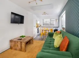 Plum Tree Retreat-Free Parking
