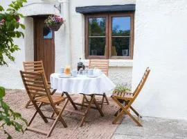 Batney Farm Cottage, Meshaw, South Molton