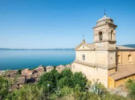 Nice Apartment In Bracciano With 2 Bedrooms