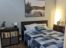 SkySide Downtown Condo - Free Parking