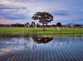 Rice Villa Chiang Mai, готель з басейнами у місті Ban Wang Mun