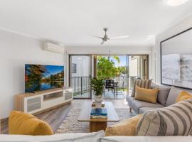2 Peza Gardens, place to stay in Noosa Heads