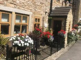 Mistletoe Cottage