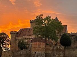 holiday home Chateau Castelnau, cabaña en Prudhomat