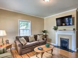 Cozy Greenville Bungalow about 2 Mi to Downtown!