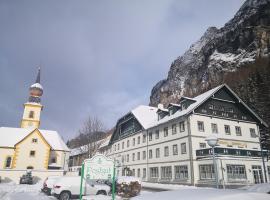 Landhotel Postgut - Tradition seit 1549, hotel v destinaci Tweng