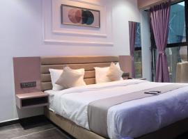 Hotel Czar Inn, viešbutis mieste Suratas, netoliese – Surat oro uostas - STV