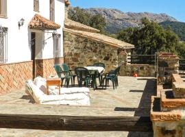 Cozy Home In Cortes De La Frontera With House A Mountain View, hotel with parking in Cortes de la Frontera