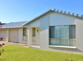 Blue Mariner, 16 Mariners Way