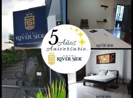Hotel River Side