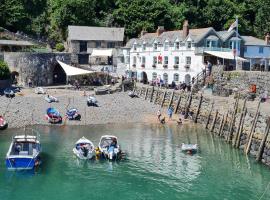 Red Lion Hotel, hotel with parking in Clovelly