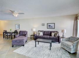 El Matador 354 - Gulf front with beautiful views of the Gulf and pool, hotel in Fort Walton Beach