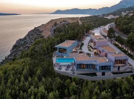 Kuk Oaza Luxury Villas, cabaña o casa de campo en Makarska